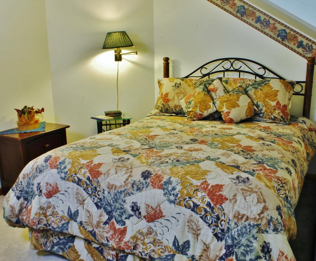 Arbor Hill Inn La Porte エクステリア 写真