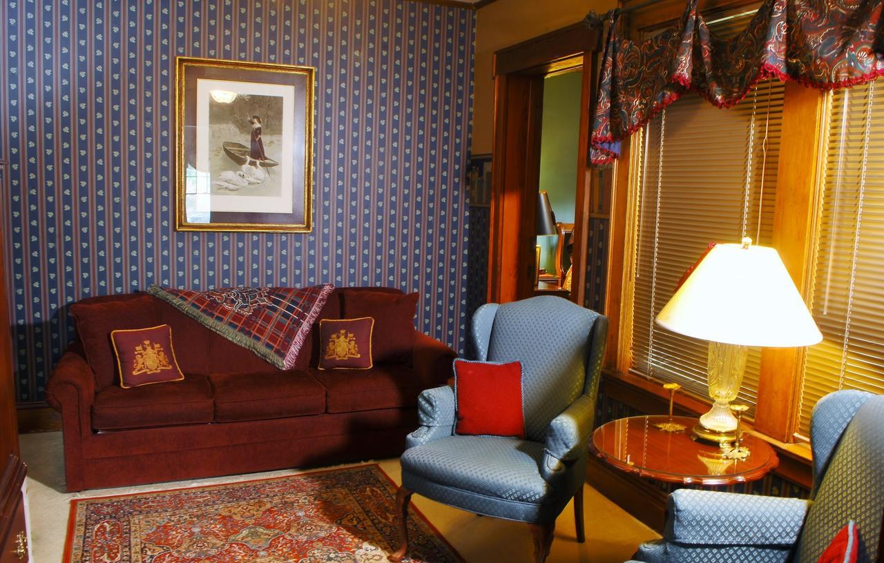 Arbor Hill Inn La Porte エクステリア 写真