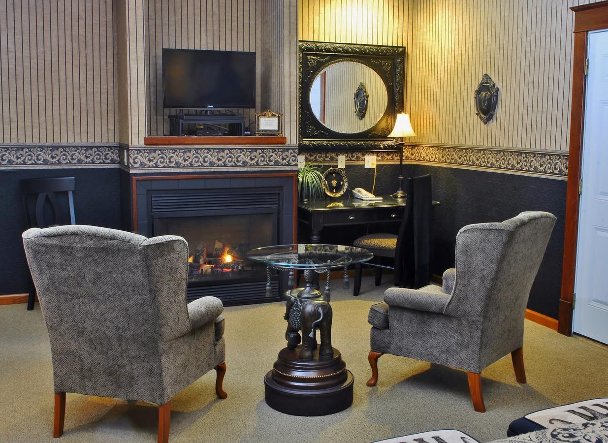 Arbor Hill Inn La Porte エクステリア 写真