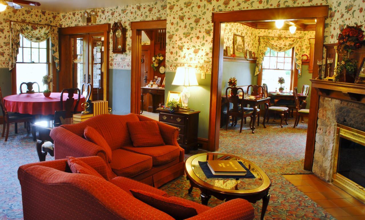Arbor Hill Inn La Porte エクステリア 写真