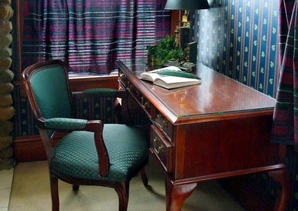 Arbor Hill Inn La Porte エクステリア 写真