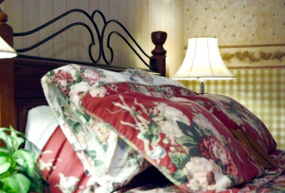Arbor Hill Inn La Porte エクステリア 写真